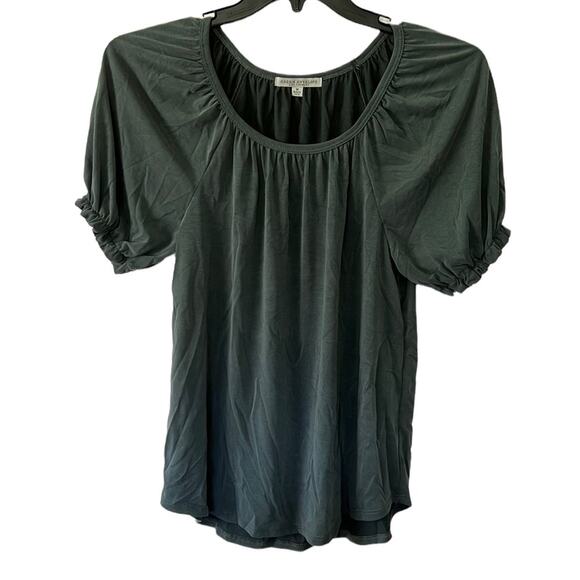 Green Envelope Puff Elastic Sleeve Lightweight Top - Picture 1 of 9